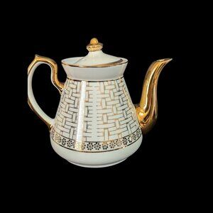 Hall Gold Label Kitchenware Teapot Ivory Gold Basket Weave 6 Cup USA 1941‎